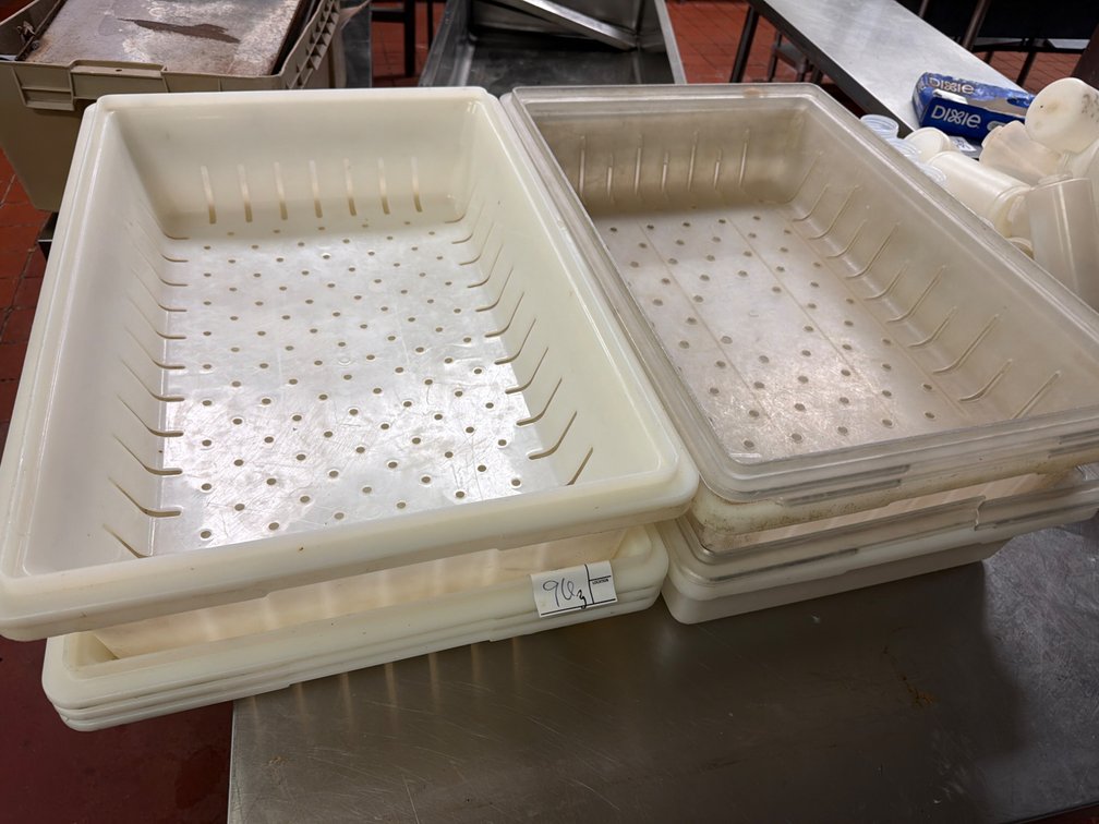 Full Size Food Pans with Food Drain Pans and Lids