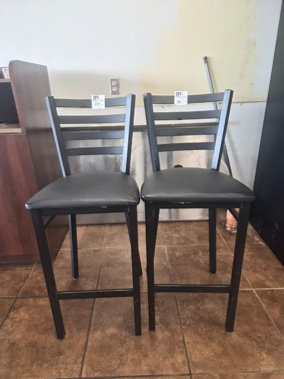 2 Bar Stools