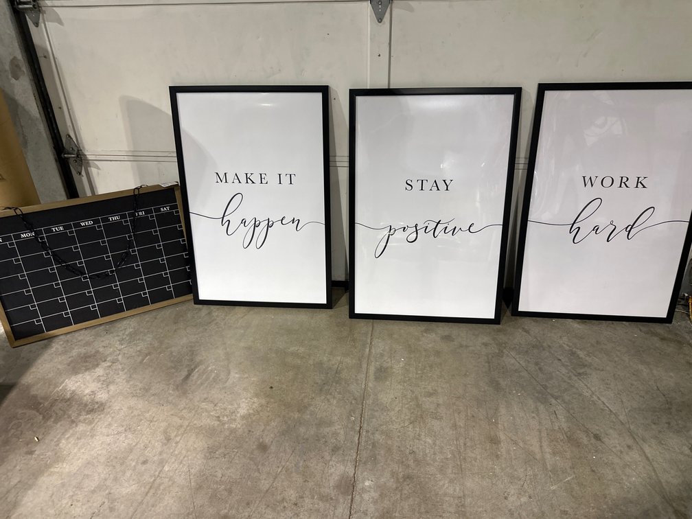 Calendar Board With (3) Inspirational Signs