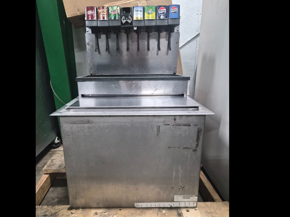 Fountain Machine And Ice Bin