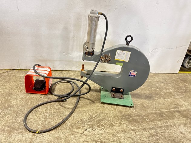 Image for Atlantic Air Tool Co. Pneumatic C-Frame Squeezer