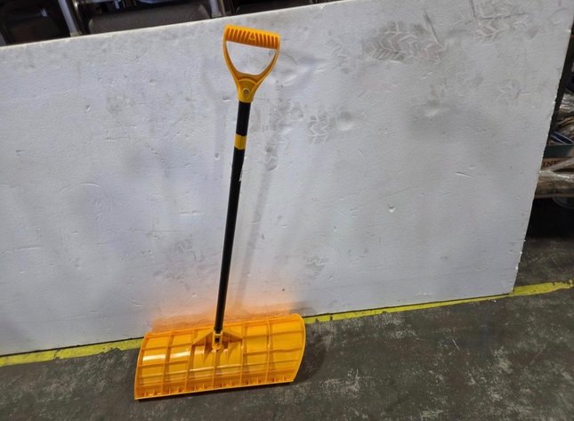 Image for Yellow Poly Snow Pusher