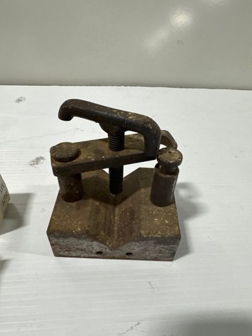 Image for Magna-Set Jointer Jig, Knife Hones, V-Block & Rolling Center