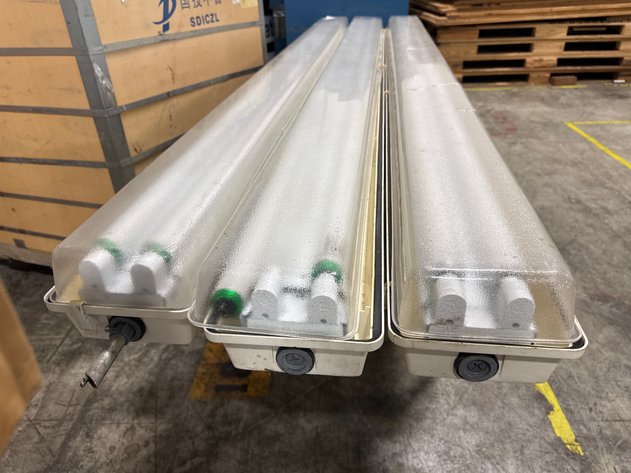 Image for 96” SDICZL Vapor-Tight Linear Light Fixtures