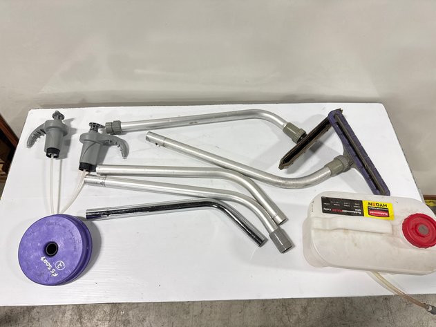 Image for Rubbermaid Q966 PULSE Caddies & ProTeam Extractor Wands