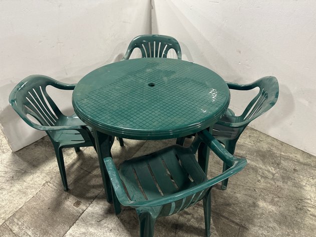 Image for 5-Piece Green Plastic Resin Patio Set