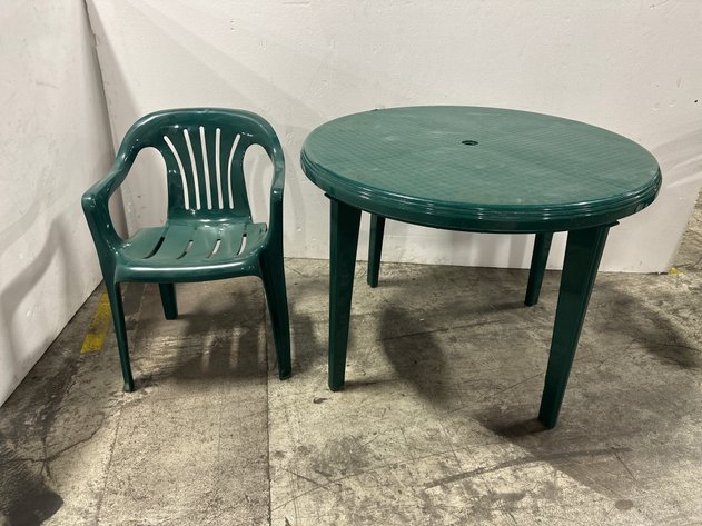 Image for 5-Piece Green Plastic Resin Patio Set