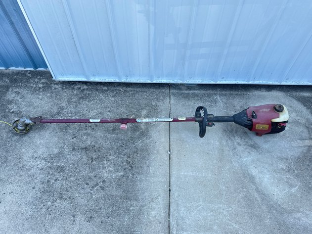 Image for Poulan PRO PPB 250E 31cc Gas String Trimmer
