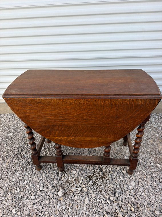Image for Bradford Estate - Iceboxes, Oak & Americana: Antique Furniture & Collectibles Auction