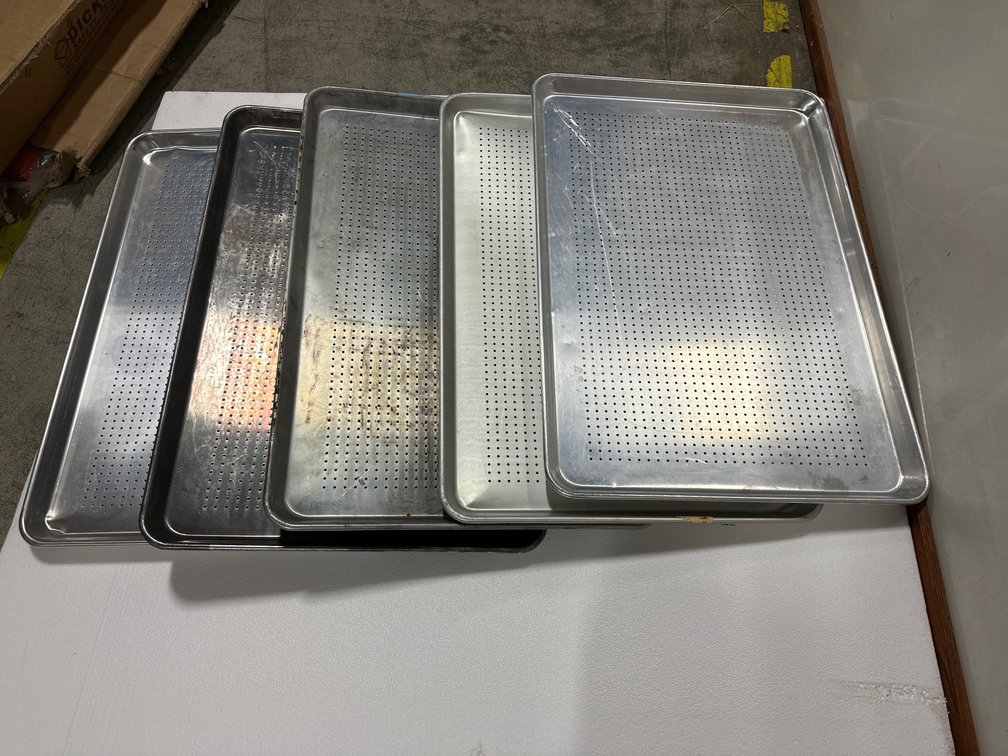 Perforated Aluminum Commercial Baking Sheet Pans - Set of 5