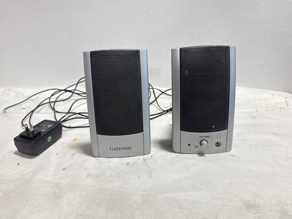 Gateway Desktop Computer Speakers Set with AC Power Adapter