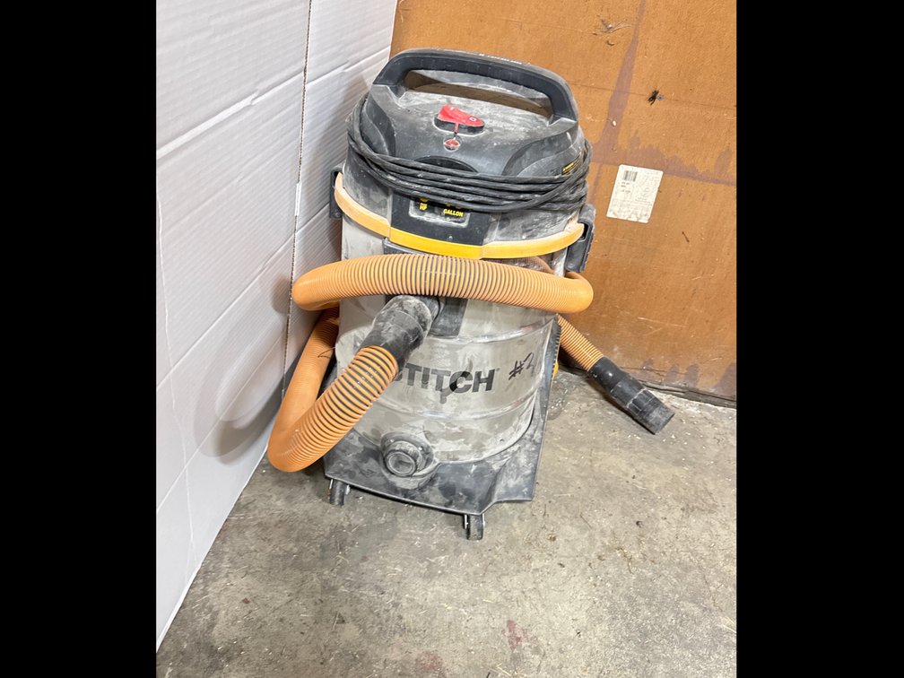 Wet/Dry Shop Vacuum with Stainless Steel Drum and Hose