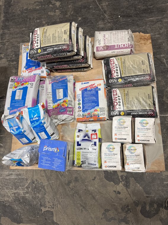 Tile Grout Mixes in Sanded, Non-Sanded, and Fast-Setting Formulations