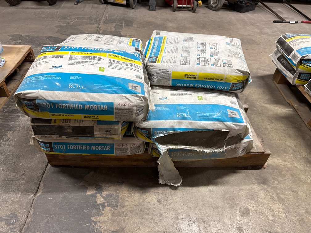 Laticrete 3701 Fortified Mortar Mix Grey 60 lb Bags