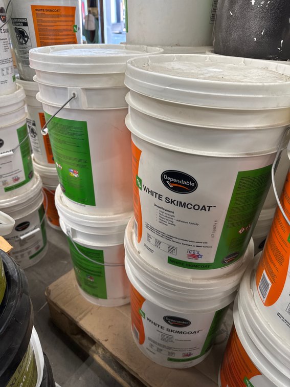 (4) Dependable White Skimcoat Underlayment 50 lb Buckets