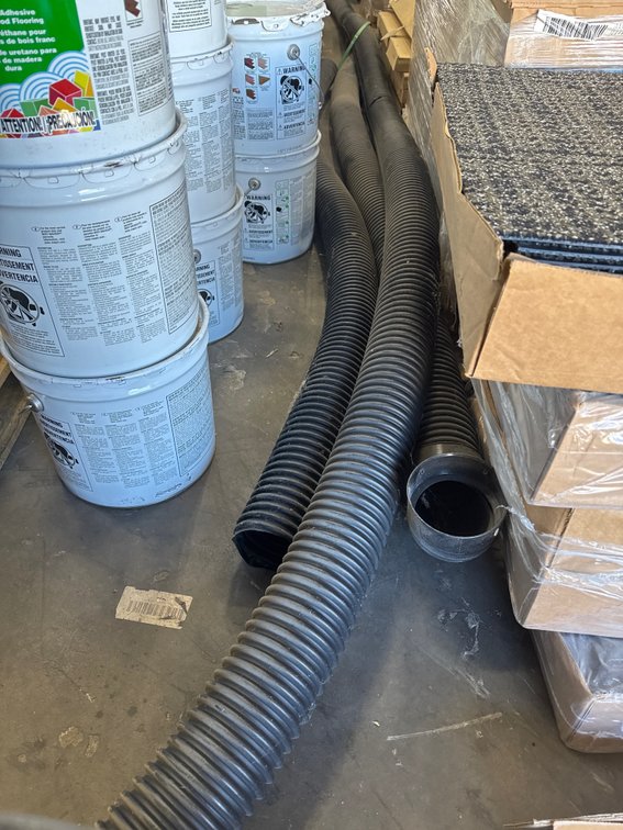 Black Corrugated Flexible Drainage Pipe Sections and Connector Fitting