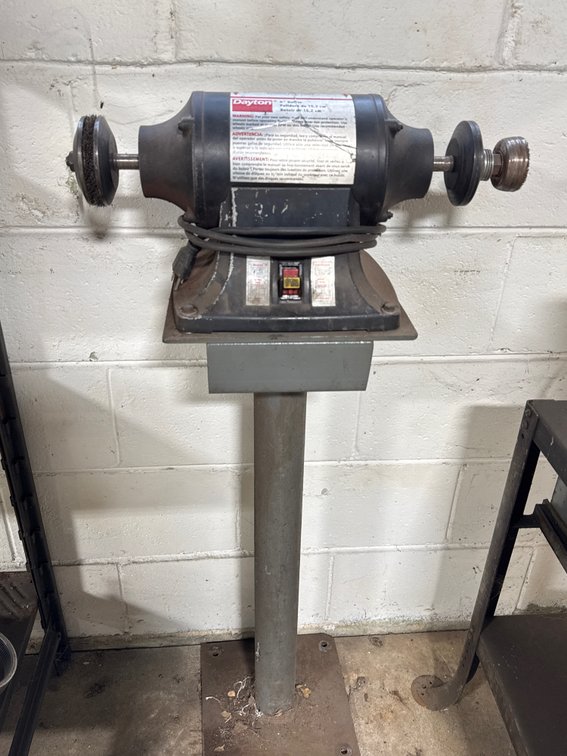 Dayton 6" Buffer on Pedestal Stand, Model 4TJ99A