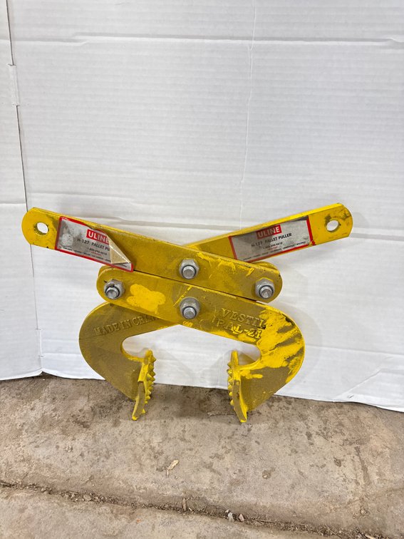 Vestil PAL-21 / Uline H-127 Steel Pallet Puller Clamp