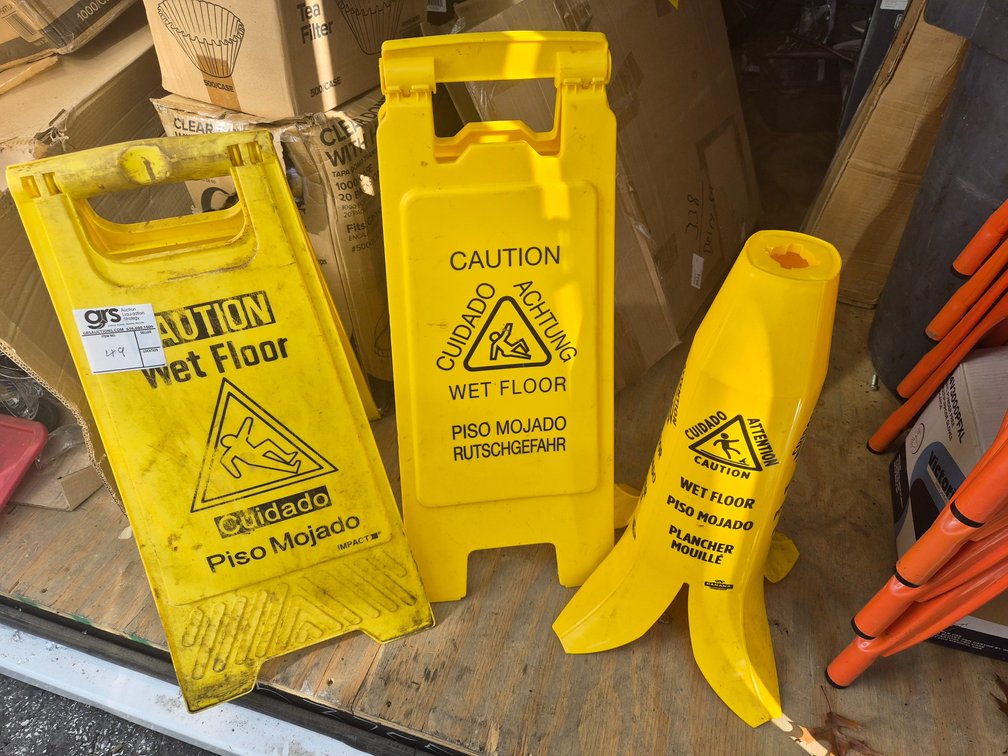 Wet Floor Safety Signs
