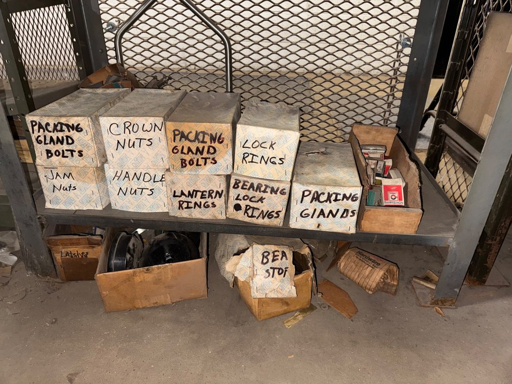 Industrial Hardware, Bearings, Shaft Collars, Clamp Levers, and Fasteners