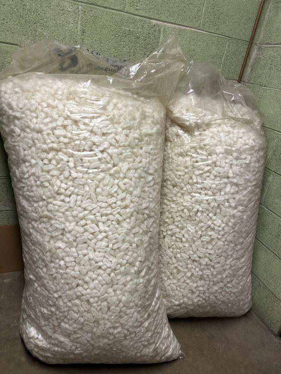FP International Super 8 Loosefill Packing Peanuts - 2 Bags