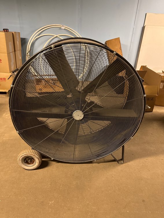 Utilitech Industrial Drum Fan on Wheels