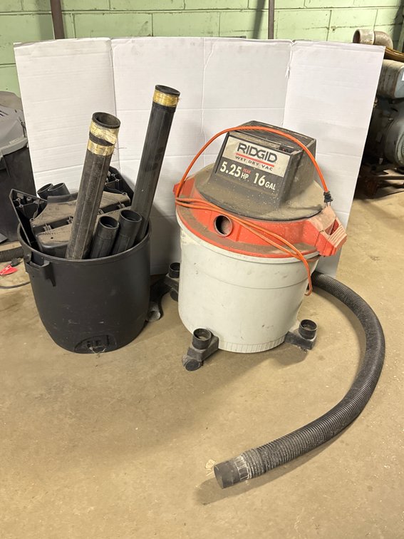 RIDGID 16-Gallon 5.25 Peak HP Wet/Dry Vacuum with Hose and Accessories