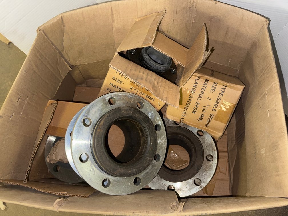 2" EPDM Single Sphere Rubber Expansion Joints w/ ANSI B16.5 150 Flanges
