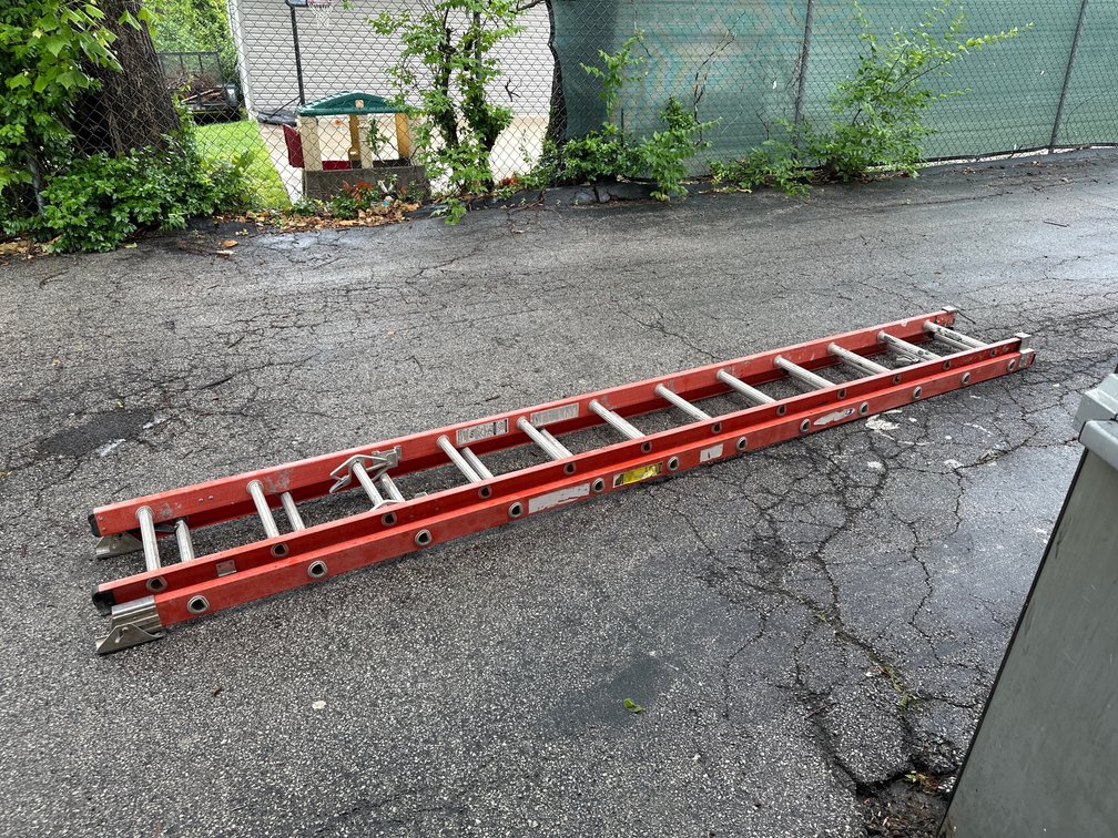 20' Extension Ladders 