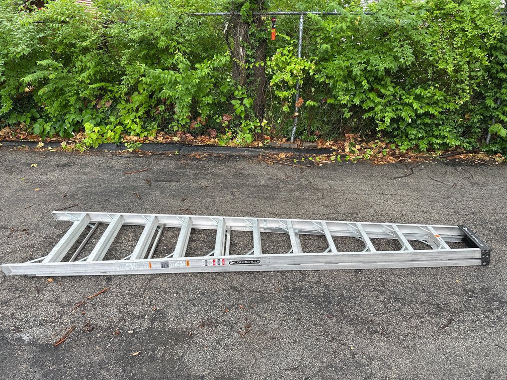 12' Aluminum Louisville A-Frame Ladder 