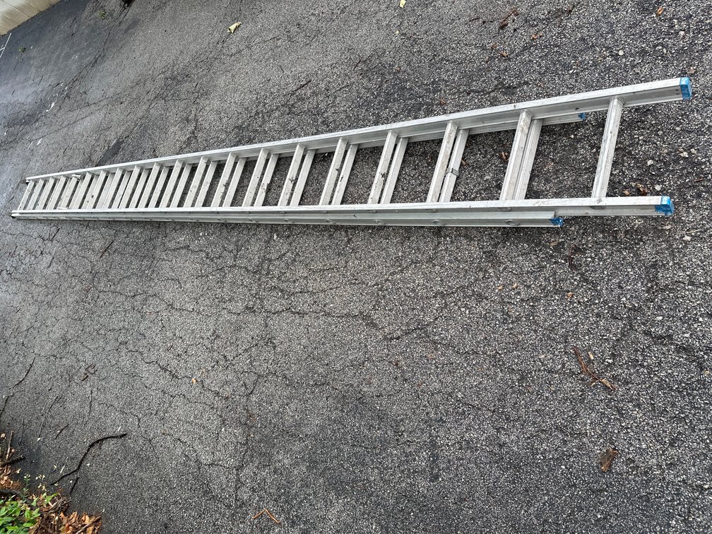 40' Extension Ladder 