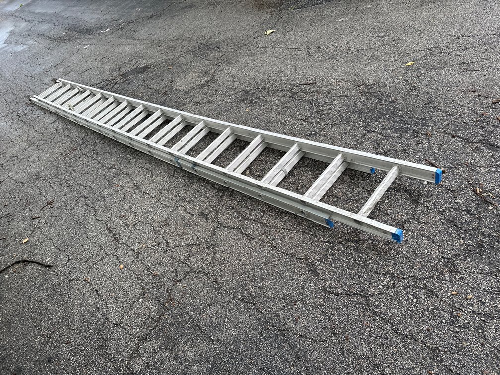 40' Extension Ladder 