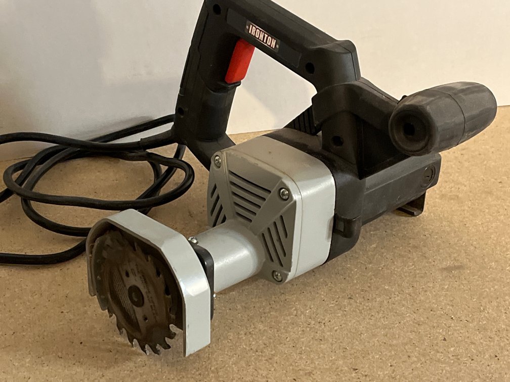 Ironton 3 3/8" Toe-Kick Saw