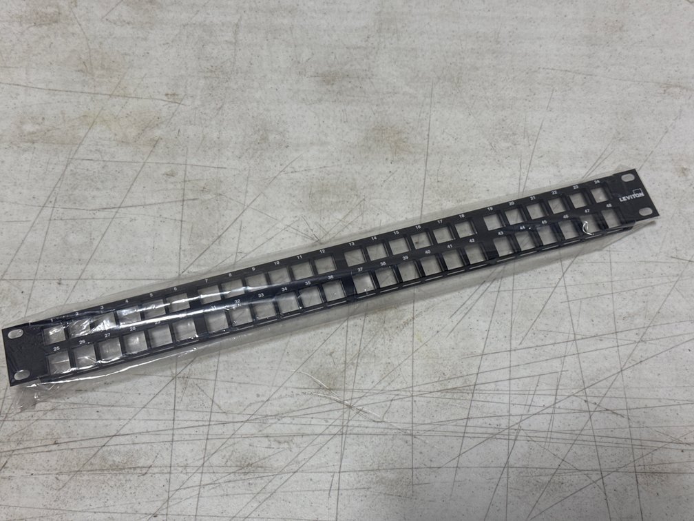 (2)Flat QuickPort Patch Panel, 48-Port, 1RU 