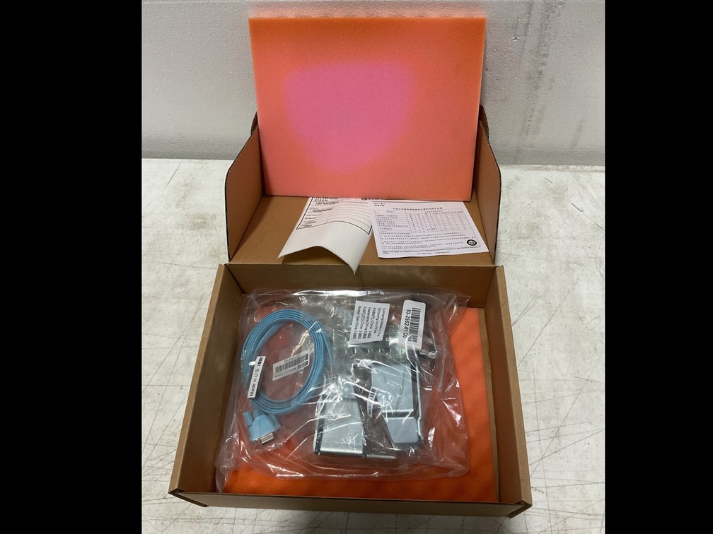 Cisco RCKMNT1RU=Rack Mount Kit For Catalyst 2948, 2960