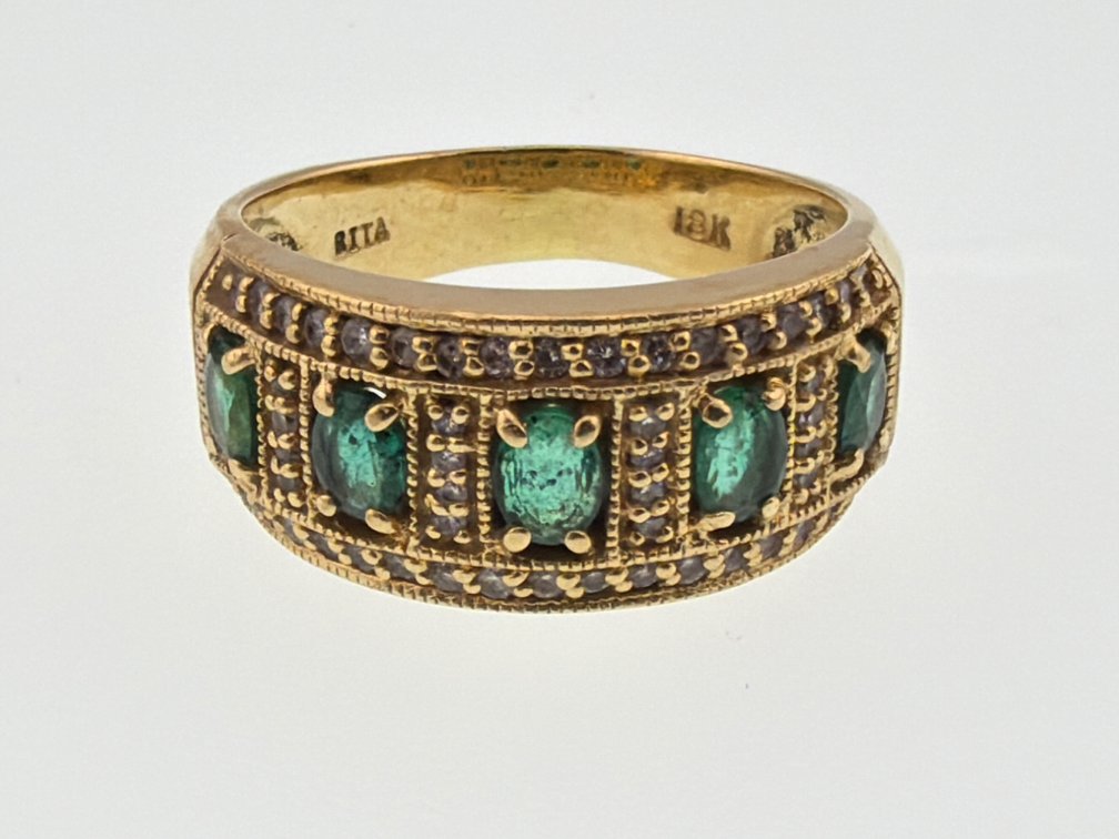 18kt emerald, diamond ring