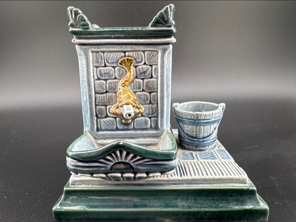 Whimsical ceramic cigarette, matches holder; GR