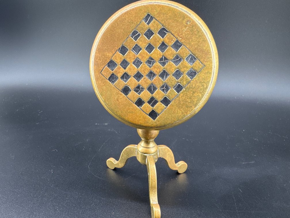 Brass miniature tilt-top table candle reflector; GR