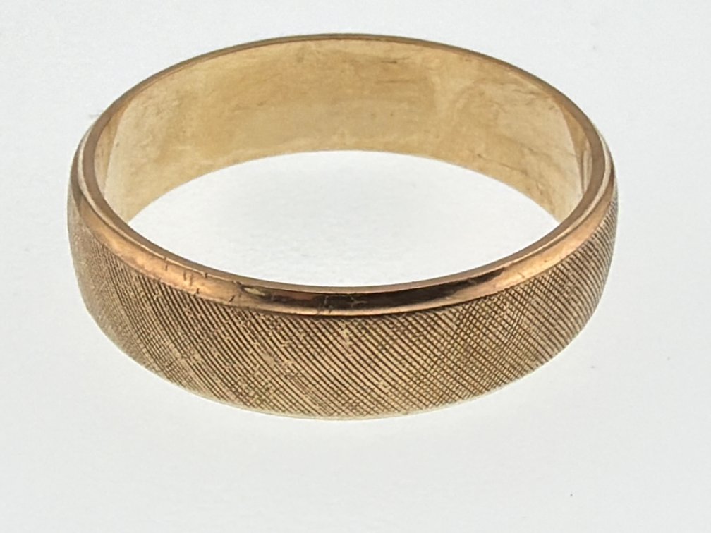 14kt men's brushed gold band