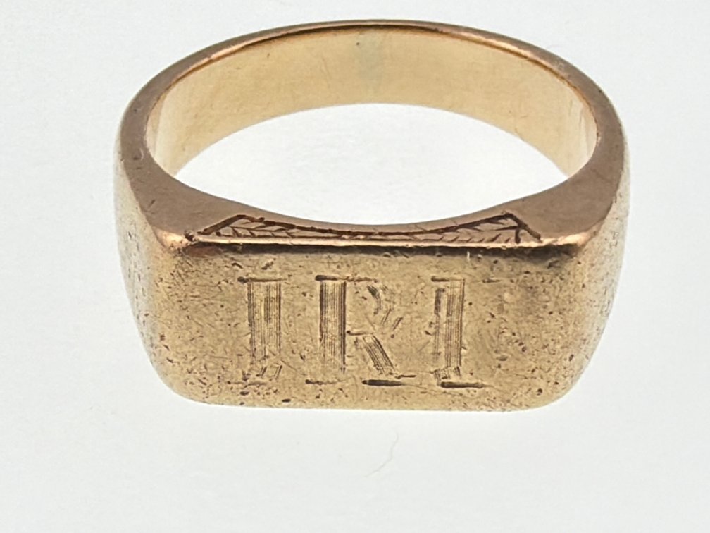 14kt monogrammed signet ring from 1918
