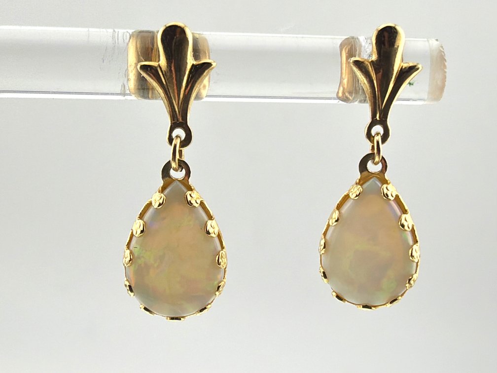 14kt opal earrings
