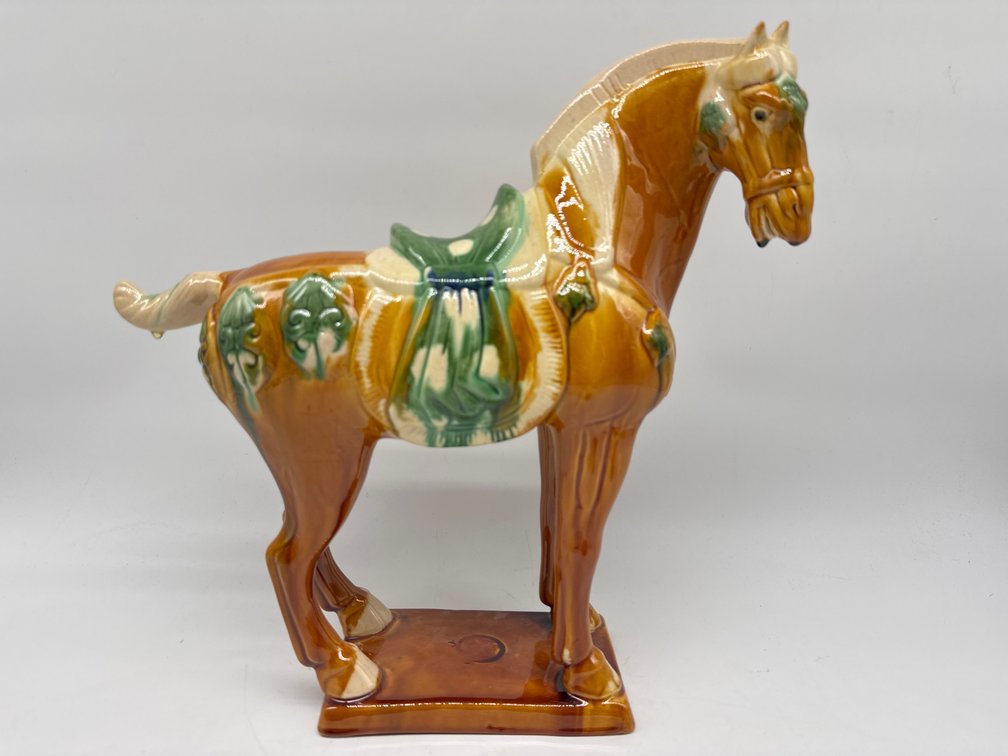 Tang style war horse figurine in very good condition