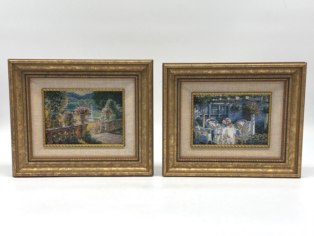 Pair of nicely framed small decorative oil paintings