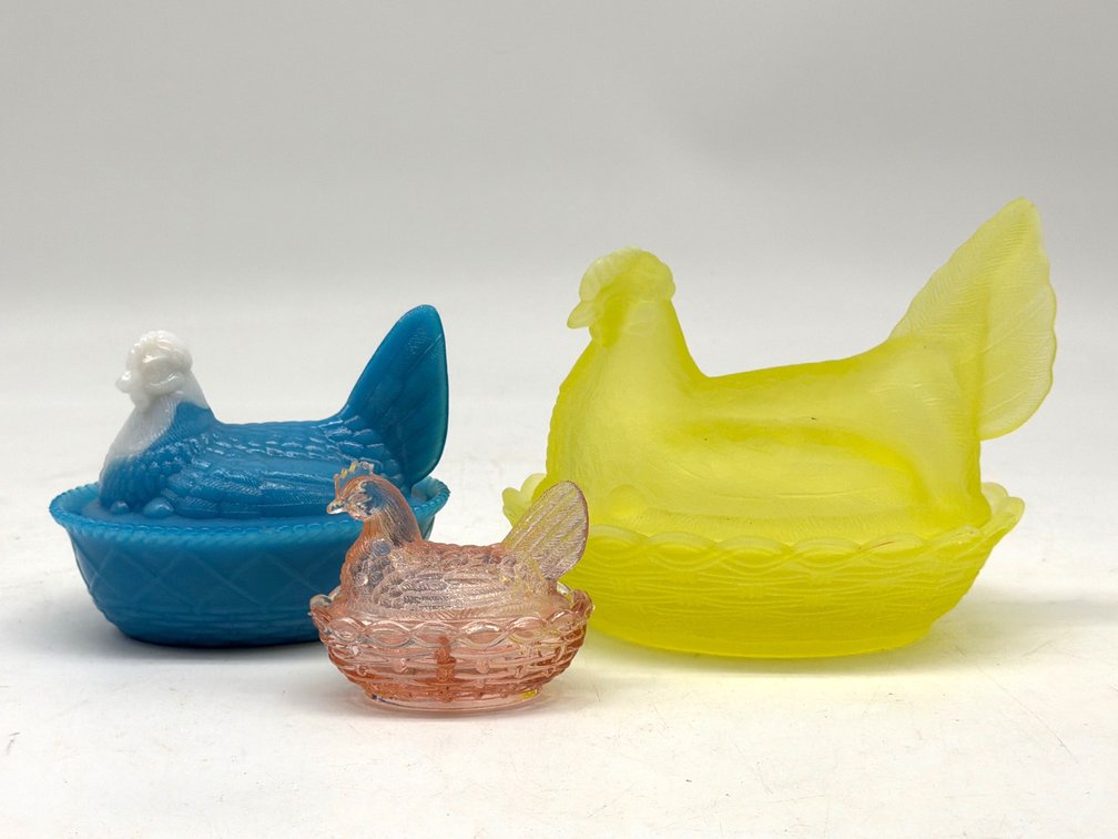Uranium glass, blue glass, Depression glass hen nests