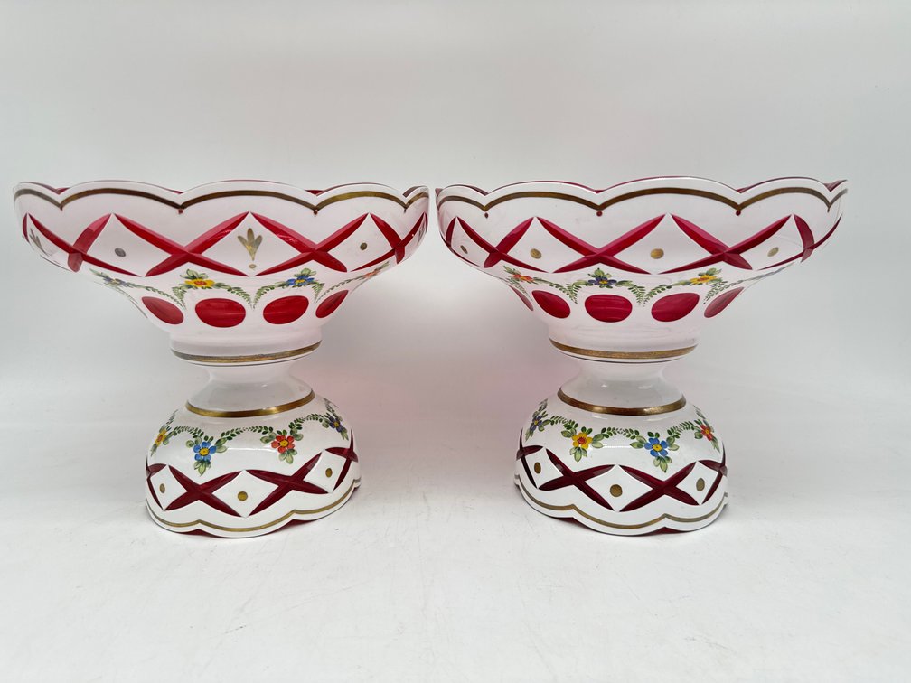 Mantle lusters