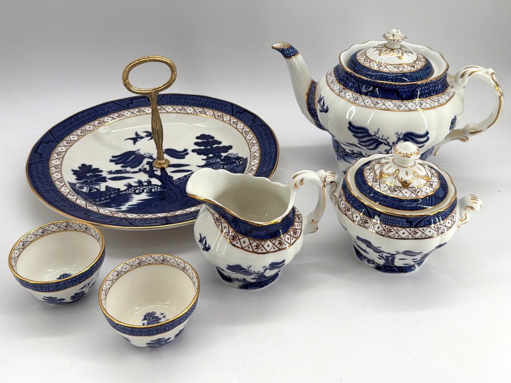 Partial set of Booths "Real Old Willow" china