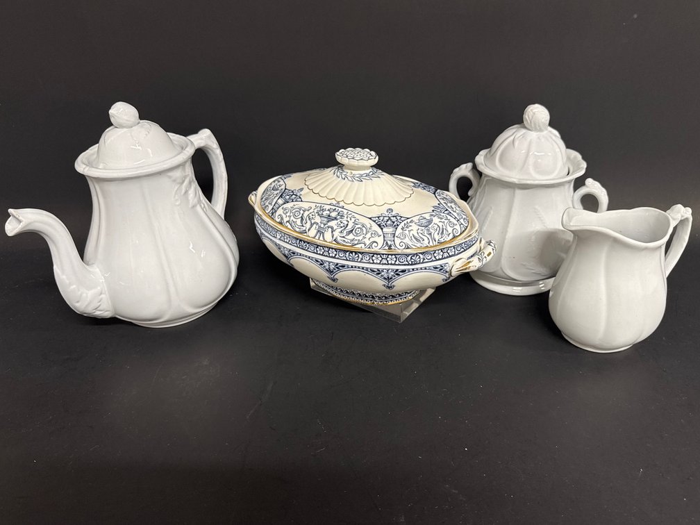 Staffordshire china selection