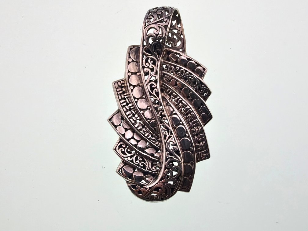 Sarda sterling large pendant
