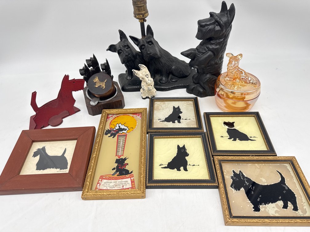 Assorted collectible Scottie dog items