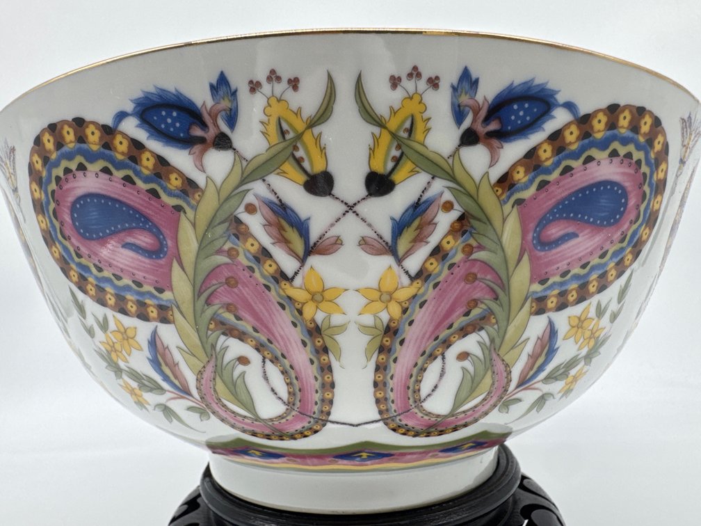 Museum of Fine Arts Boston replica Export centerpiece bowl with stand
